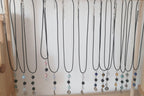 Pendentif Pierres Naturelles, Pierre de Lave & Symbole Om – Création Artisanale - Nayana Om Boutique